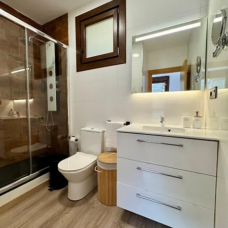 Oasis De Confort Urbano 2 Plantas Feriehus *